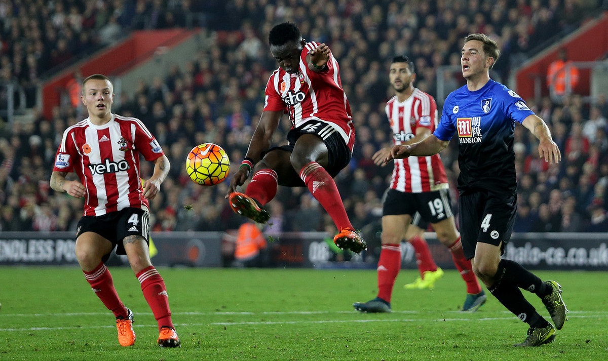 但他的中距 但他的中距