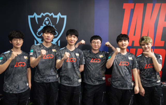 虽然在开局 虽然在开局