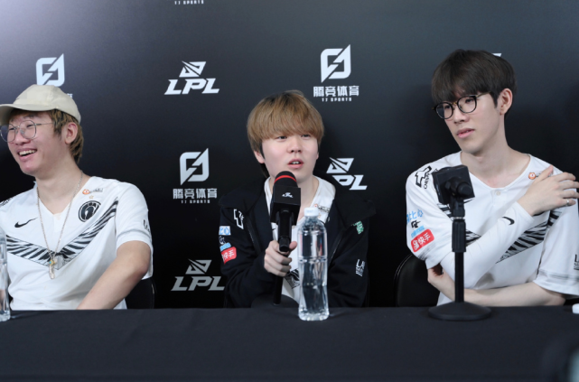 的坦然告别 的坦然告别