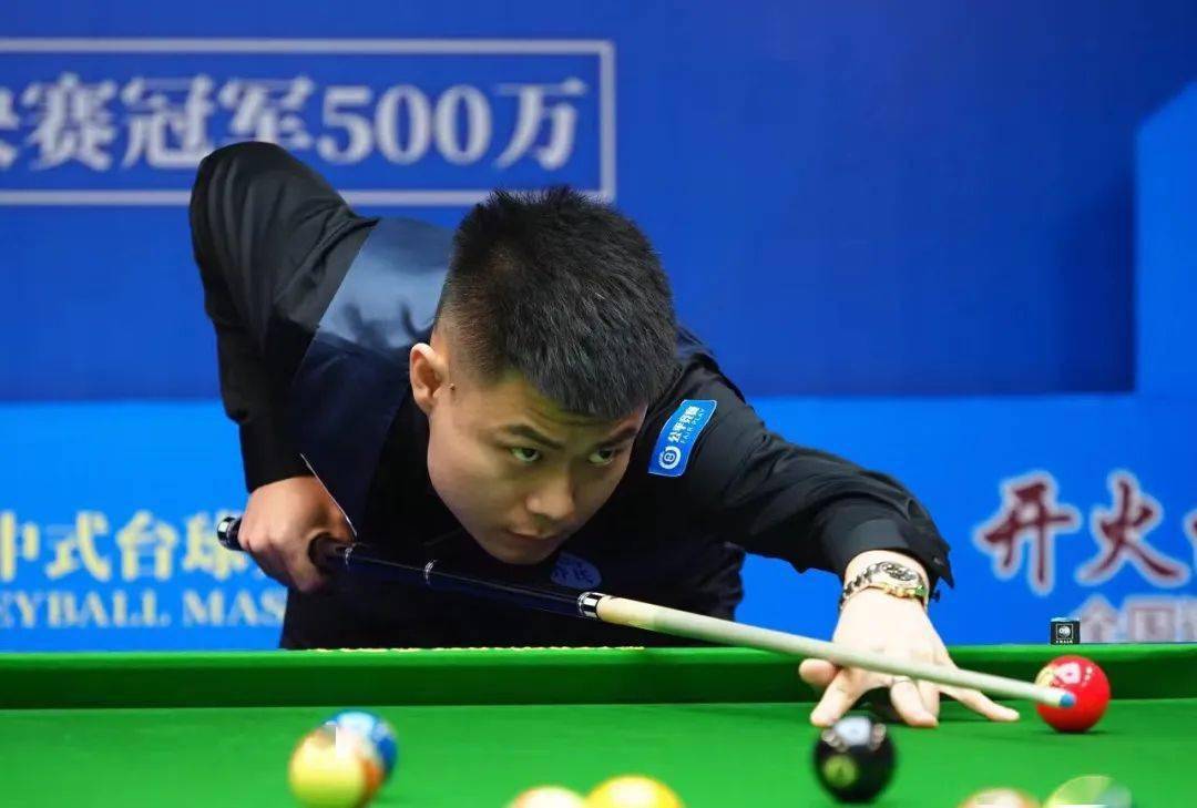 的是张玉宁 的是张玉宁