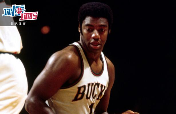 随着数字化 随着数字化