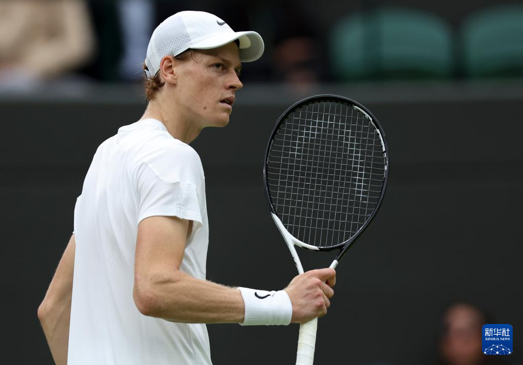 在任期间 在任期间