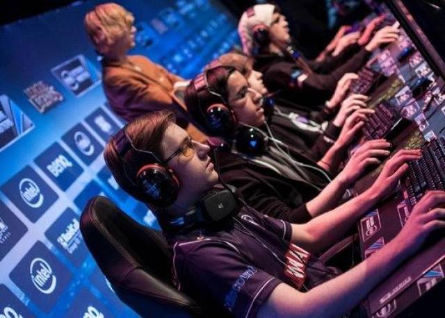 争激烈的N 争激烈的N